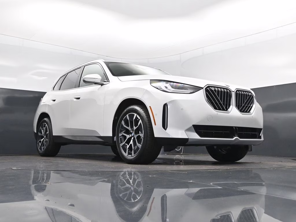 2026 Mineral White Metallic BMW X3 30 xDrive AWD SUV