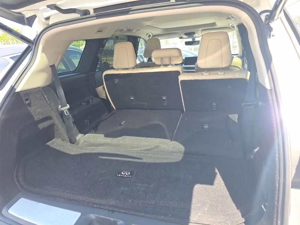 2023 Majestic White INFINITI QX60 LUXE FWD SUV