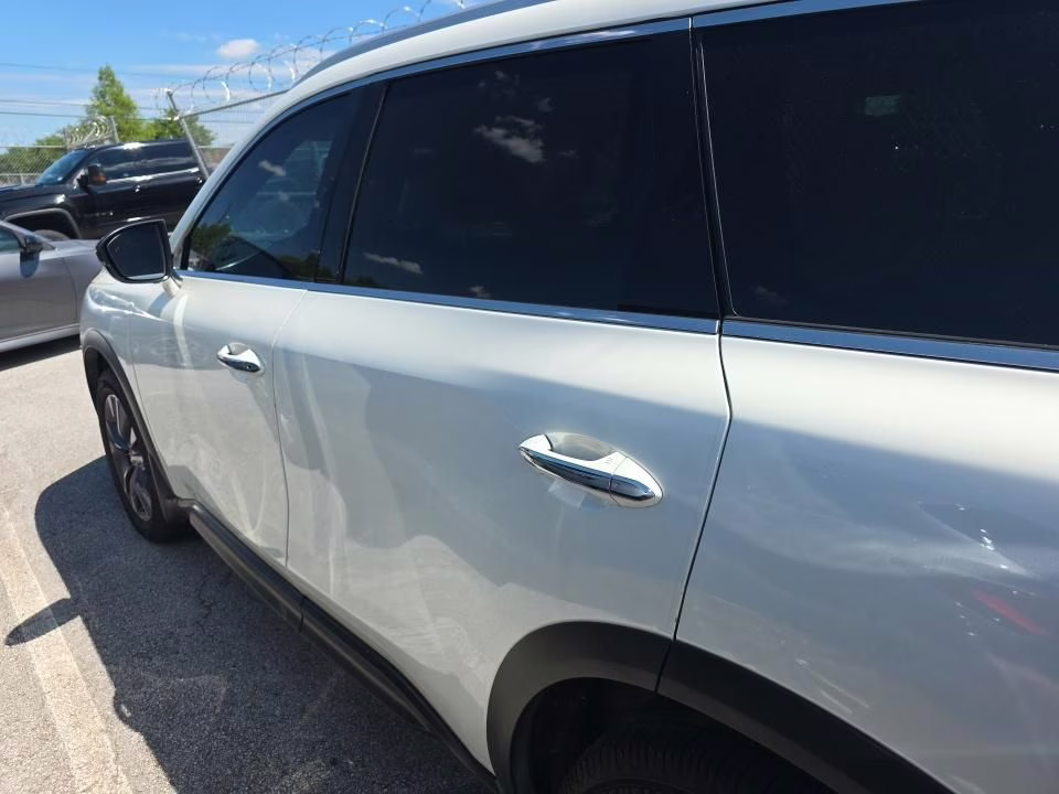 2023 Majestic White INFINITI QX60 LUXE FWD SUV