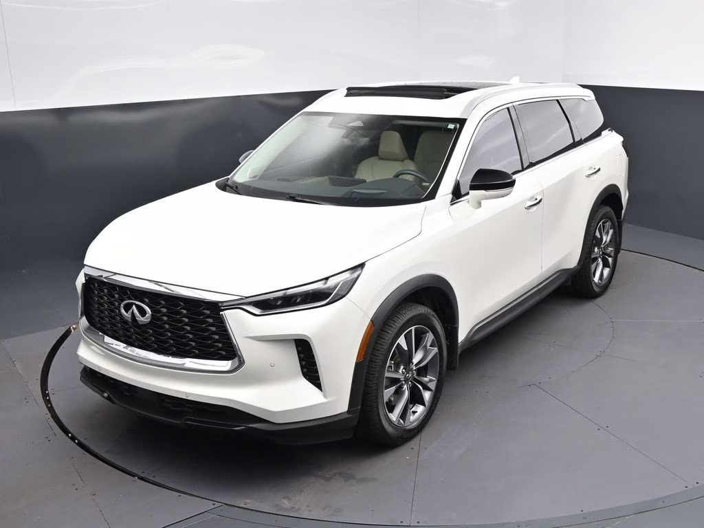 2023 Majestic White INFINITI QX60 LUXE FWD SUV
