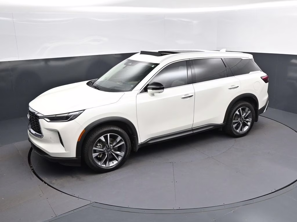 2023 Majestic White INFINITI QX60 LUXE FWD SUV