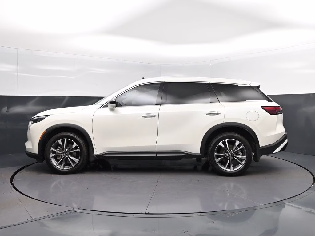 2023 Majestic White INFINITI QX60 LUXE FWD SUV