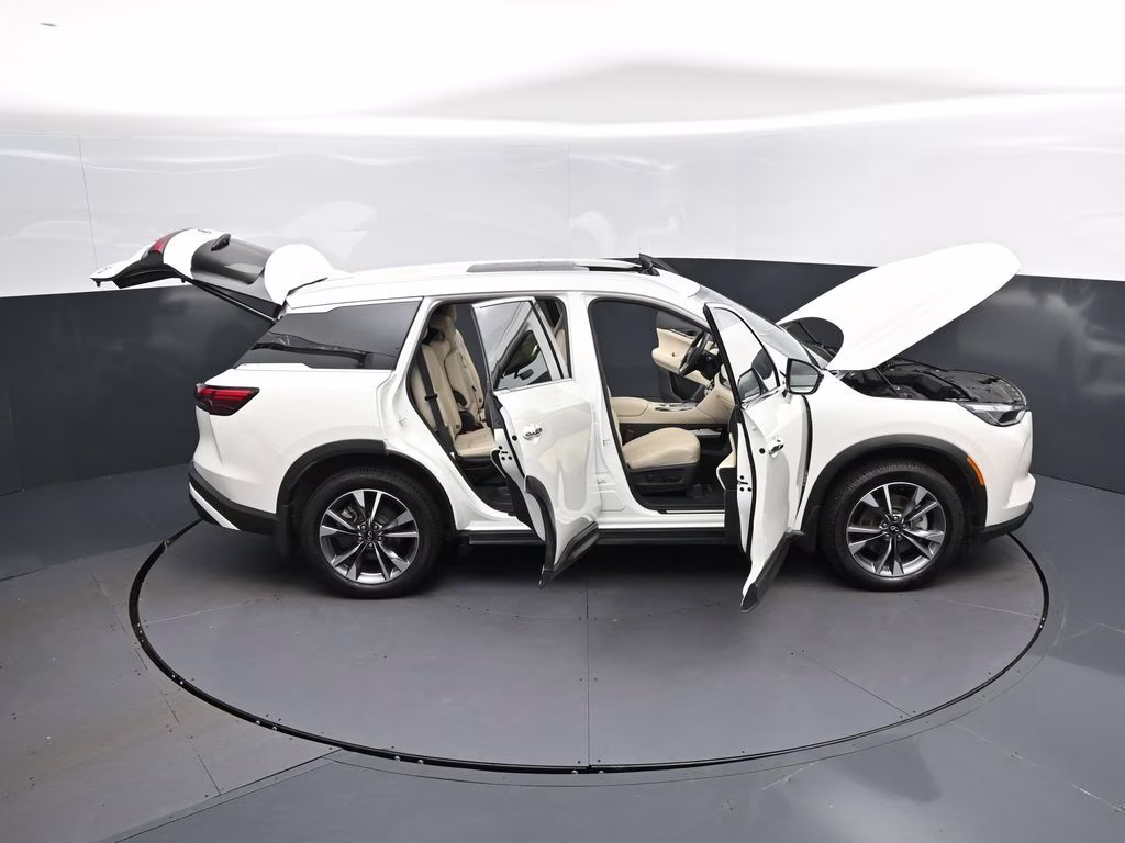2023 Majestic White INFINITI QX60 LUXE FWD SUV