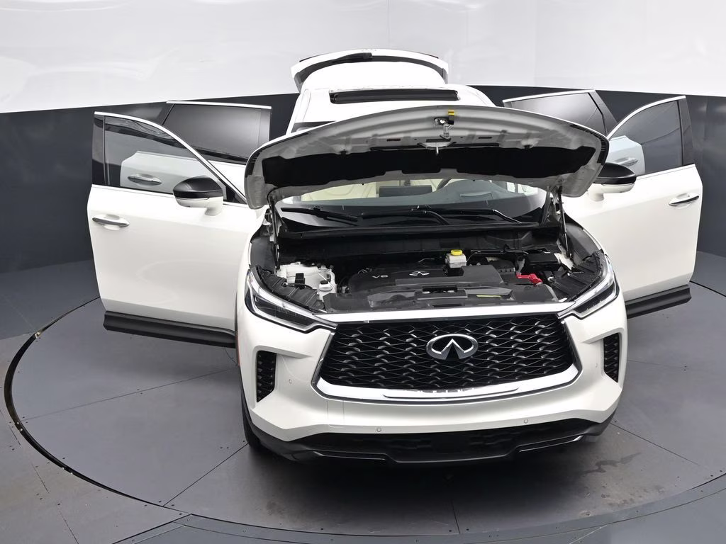 2023 Majestic White INFINITI QX60 LUXE FWD SUV