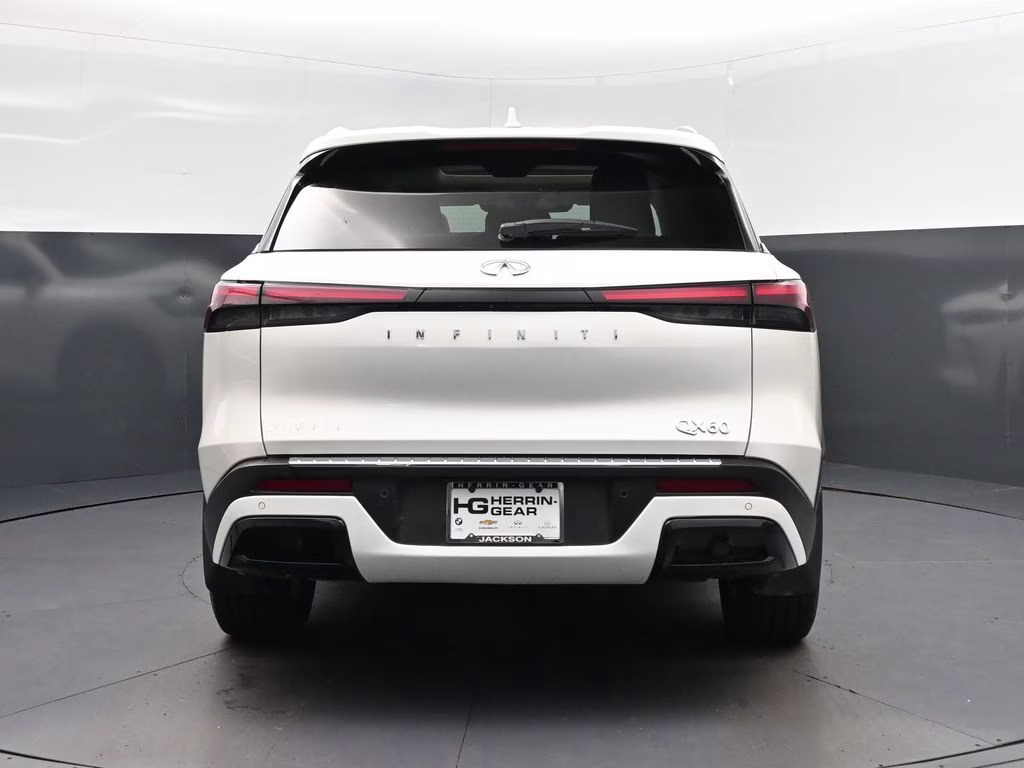 2023 Majestic White INFINITI QX60 LUXE FWD SUV
