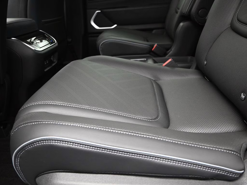2026 Radiant White INFINITI QX80 LUXE RWD SUV