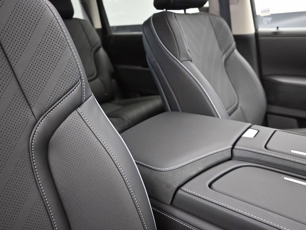 2026 Radiant White INFINITI QX80 LUXE RWD SUV