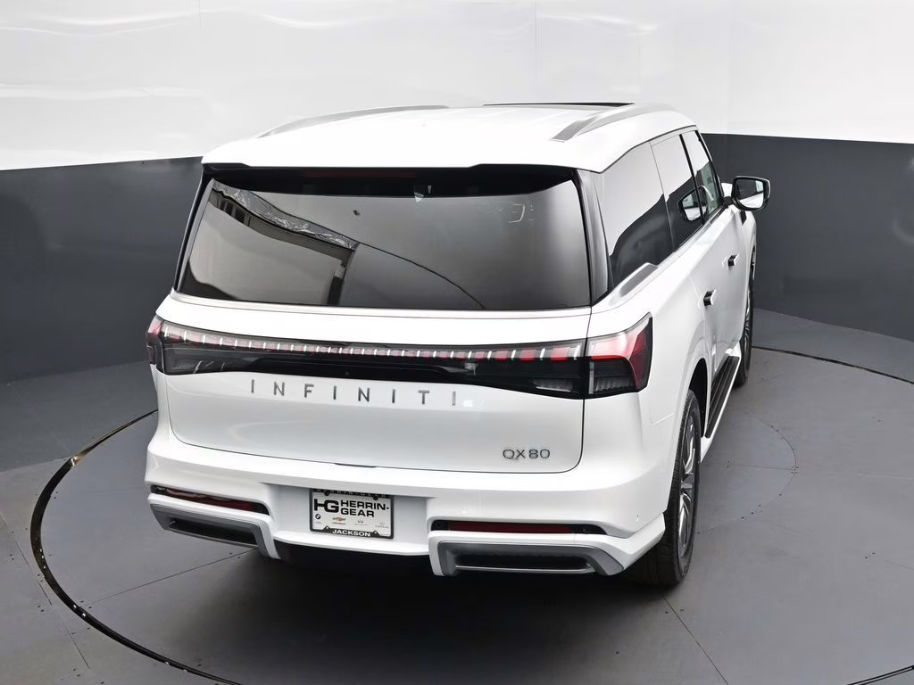 2026 Radiant White INFINITI QX80 LUXE RWD SUV