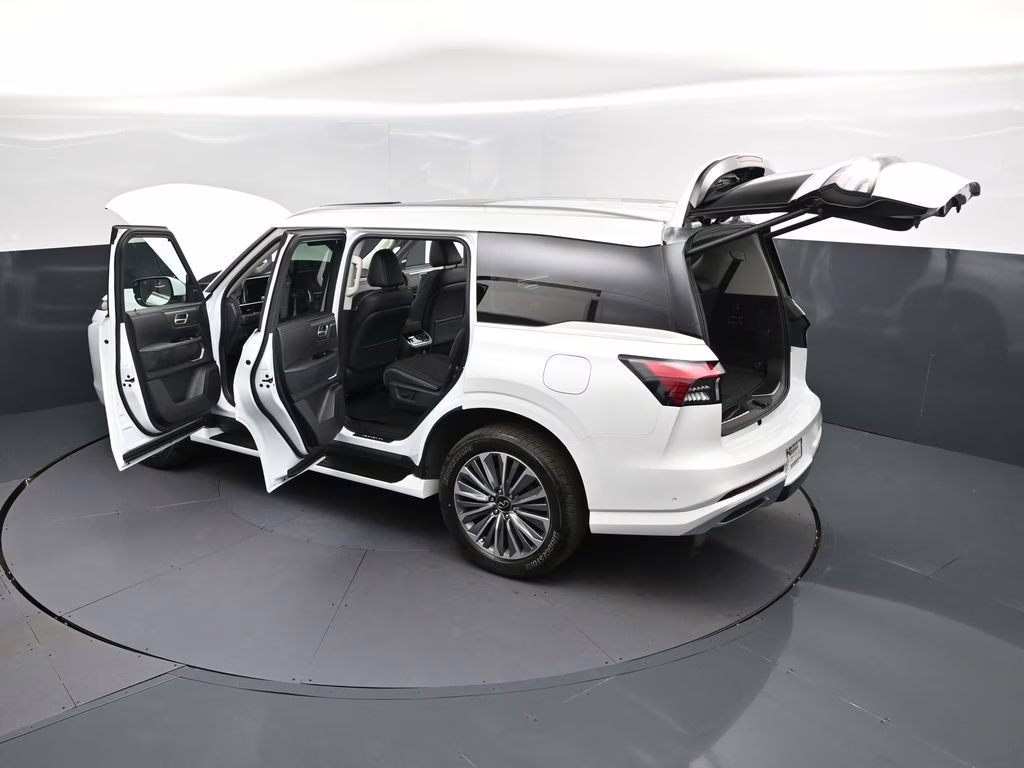 2026 Radiant White INFINITI QX80 LUXE RWD SUV