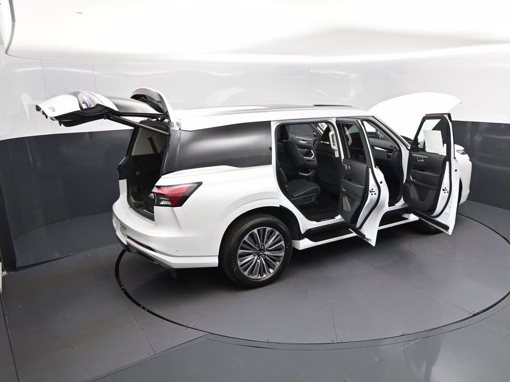2026 Radiant White INFINITI QX80 LUXE RWD SUV