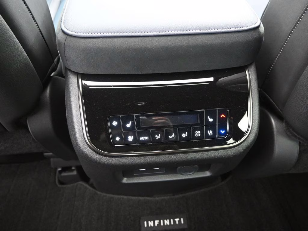 2026 Radiant White/Black Obsidian INFINITI QX80 SPORT 4X4 SUV