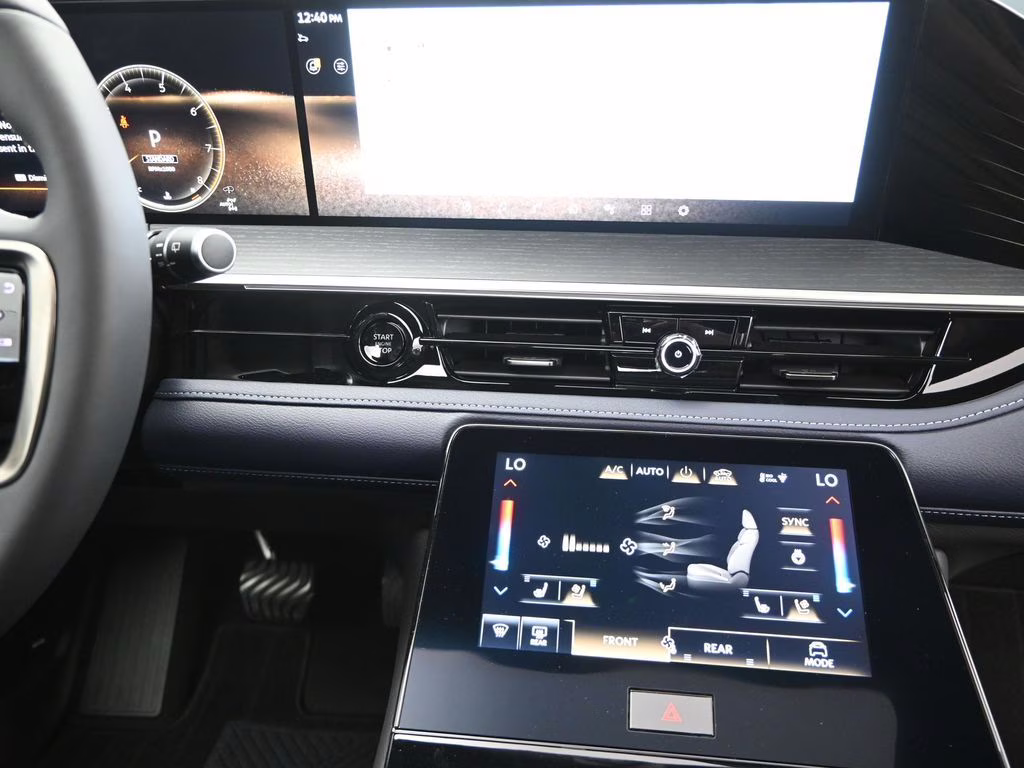 2026 Radiant White/Black Obsidian INFINITI QX80 SPORT 4X4 SUV