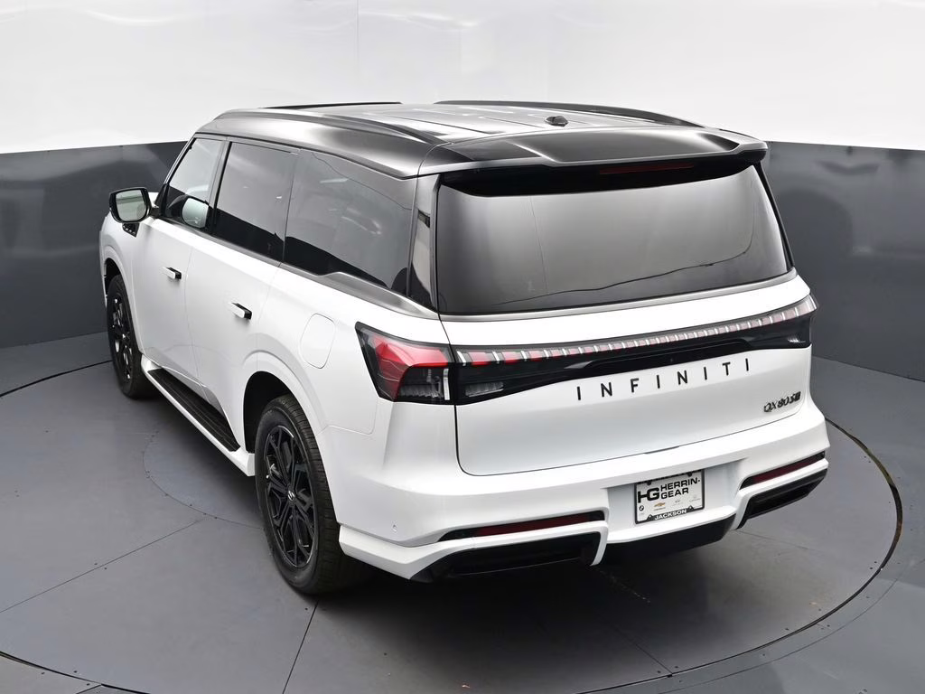 2026 Radiant White/Black Obsidian INFINITI QX80 SPORT 4X4 SUV