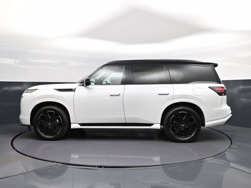 2026 Radiant White/Black Obsidian INFINITI QX80 SPORT 4X4 SUV