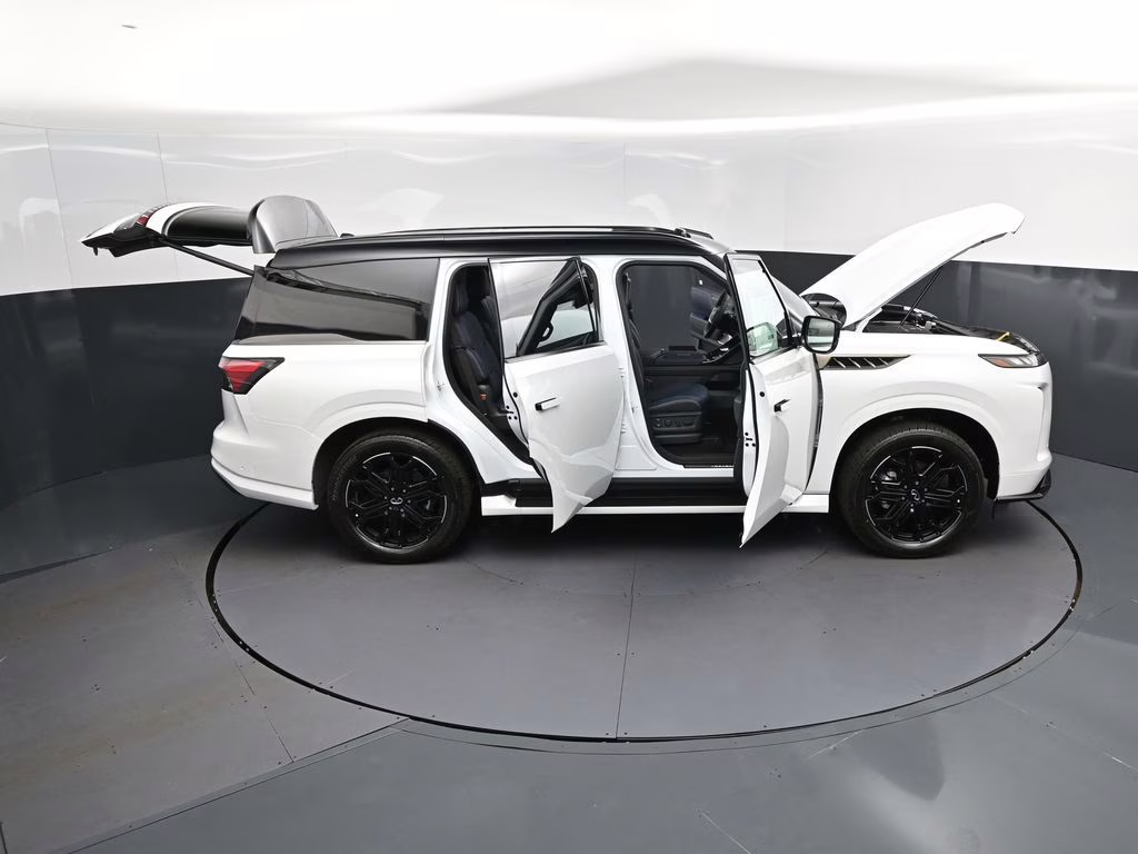 2026 Radiant White/Black Obsidian INFINITI QX80 SPORT 4X4 SUV