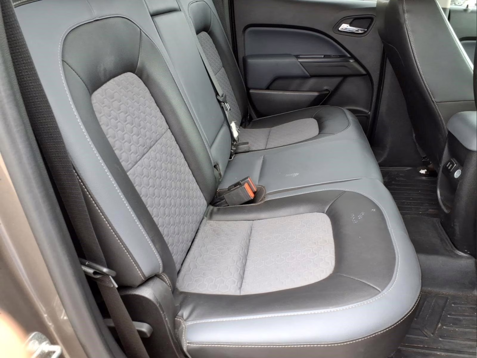 2016 Brownstone Metallic Chevrolet Colorado Z71 4X4 Truck