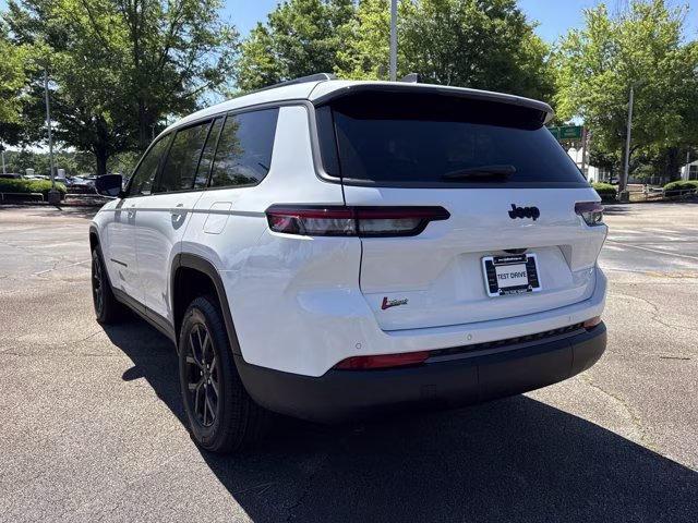 2026 Bright White Clearcoat Jeep Grand Cherokee L Laredo Altitude RWD SUV