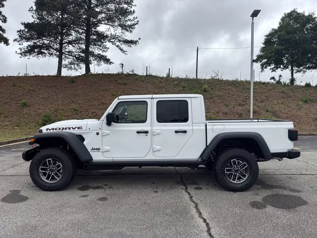 2026 Bright White Clearcoat Jeep Gladiator Mojave 4X4 Truck
