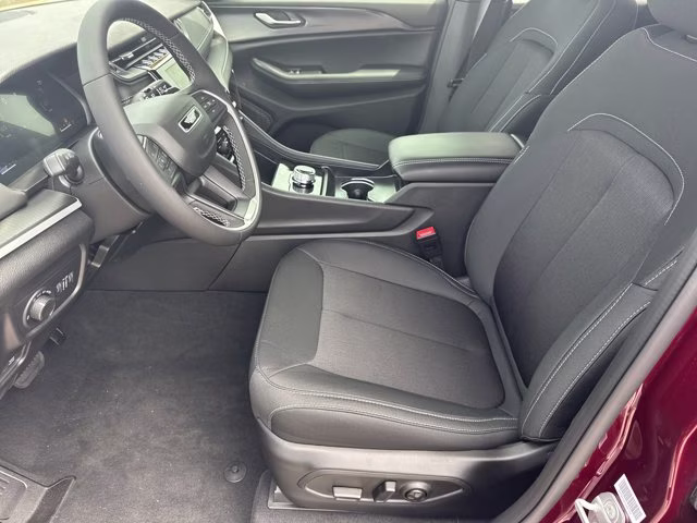2025 Velvet Red Pearlcoat Jeep Grand Cherokee Laredo X RWD SUV