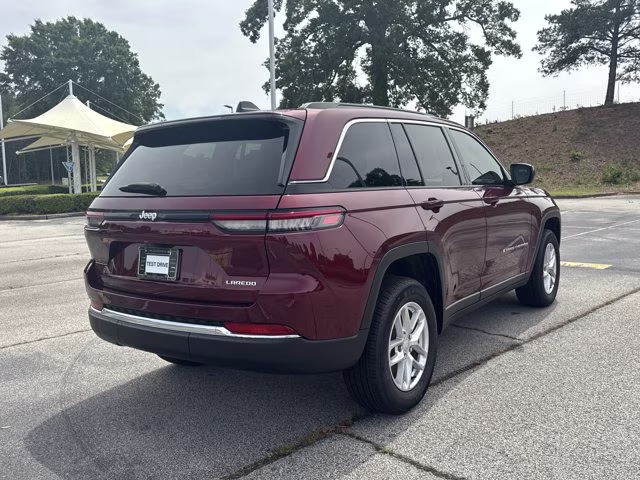 2025 Velvet Red Pearlcoat Jeep Grand Cherokee Laredo X RWD SUV