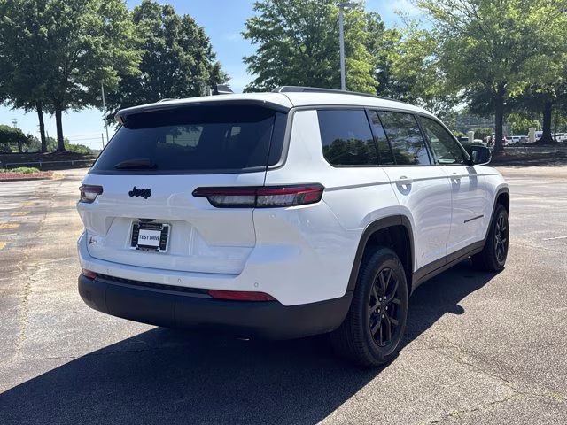 2026 Bright White Clearcoat Jeep Grand Cherokee L Laredo Altitude RWD SUV