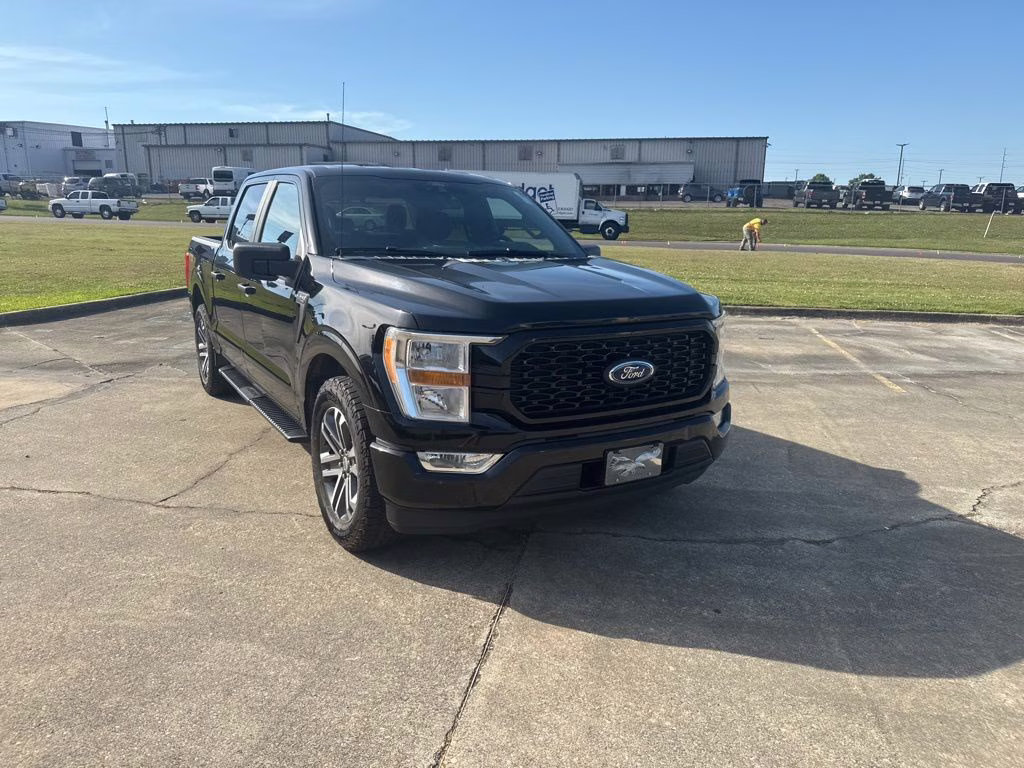 2021 Agate Black Metallic Ford F-150 XL RWD Truck