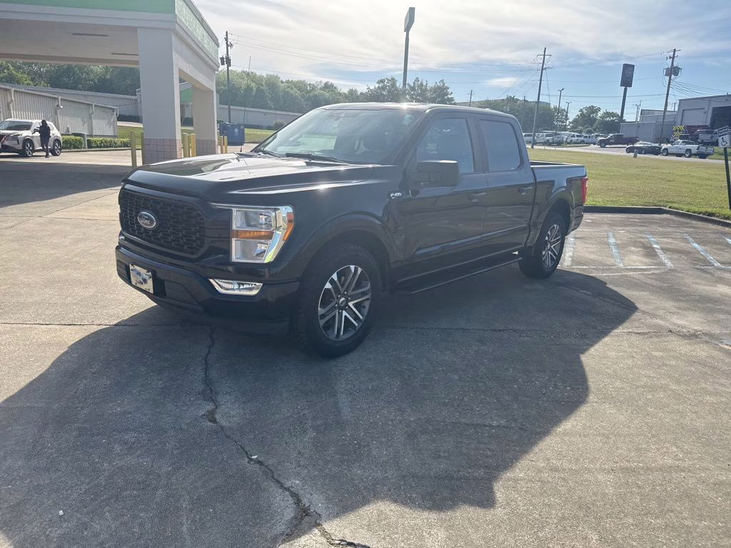 2021 Agate Black Metallic Ford F-150 XL RWD Truck