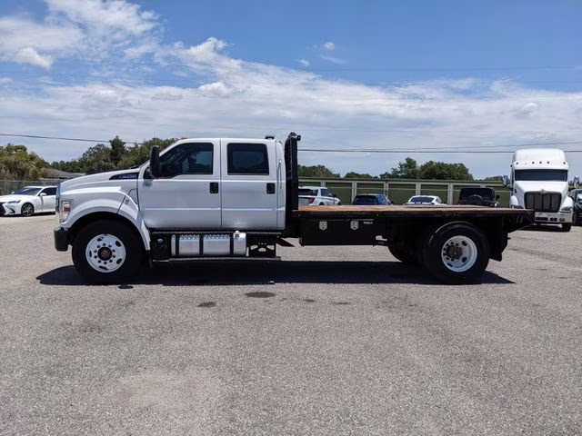 2021 Oxford White Ford F-750SD Base RWD Truck