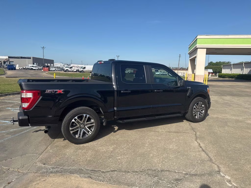 2021 Agate Black Metallic Ford F-150 XL RWD Truck