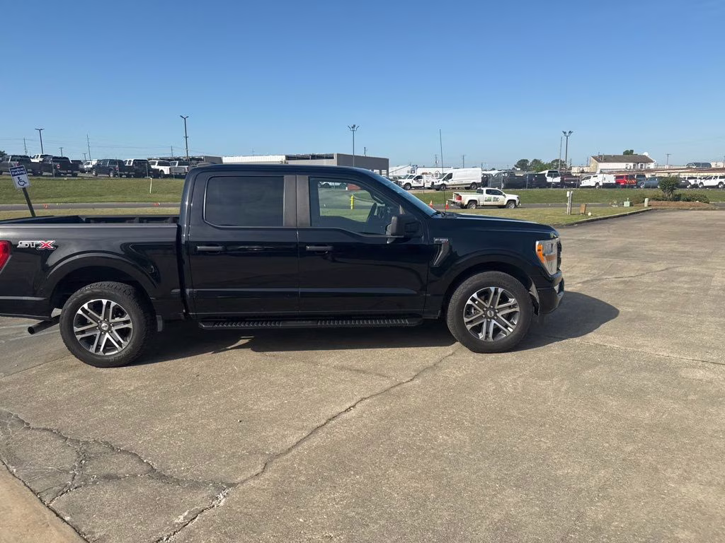 2021 Agate Black Metallic Ford F-150 XL RWD Truck