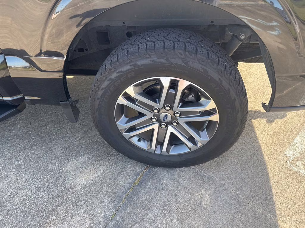 2021 Agate Black Metallic Ford F-150 XL RWD Truck