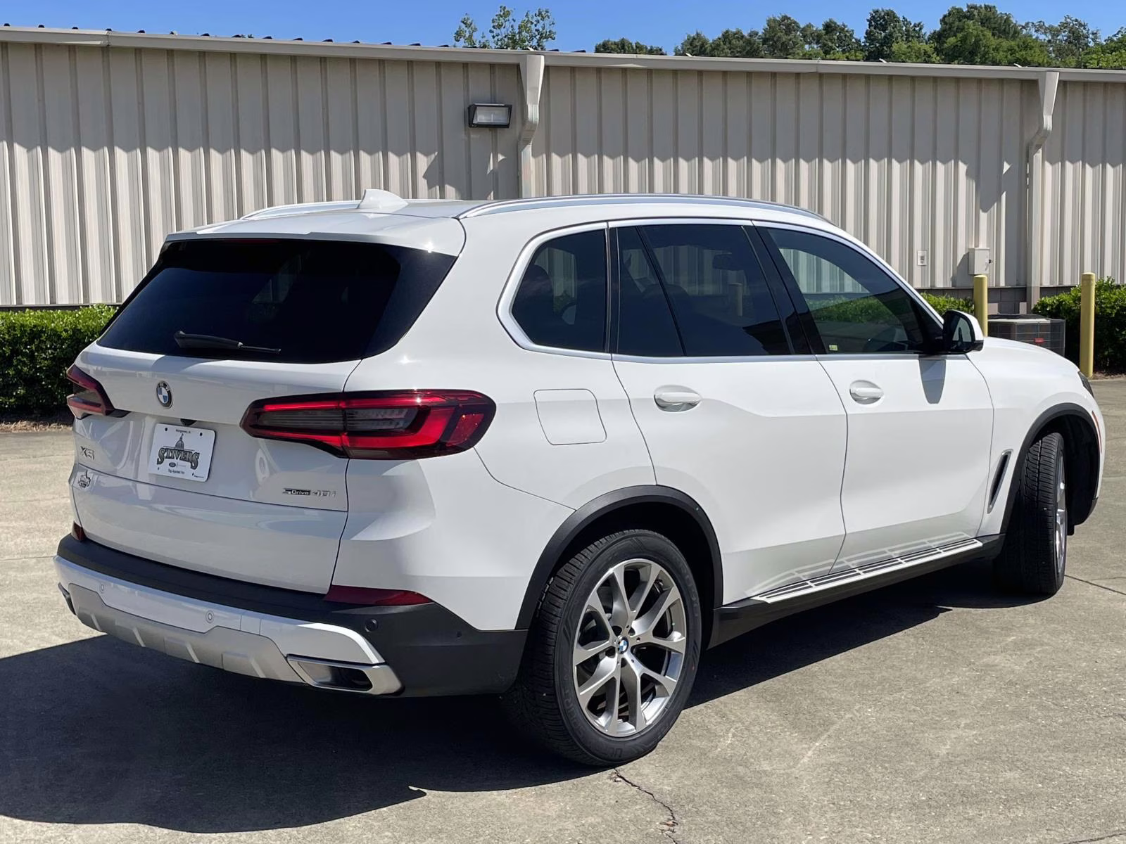 2023 Alpine White BMW X5 sDrive40i RWD SUV