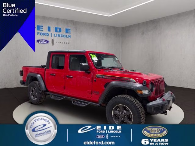 2020 Firecracker Red Clearcoat Jeep Gladiator Rubicon 4X4 Truck