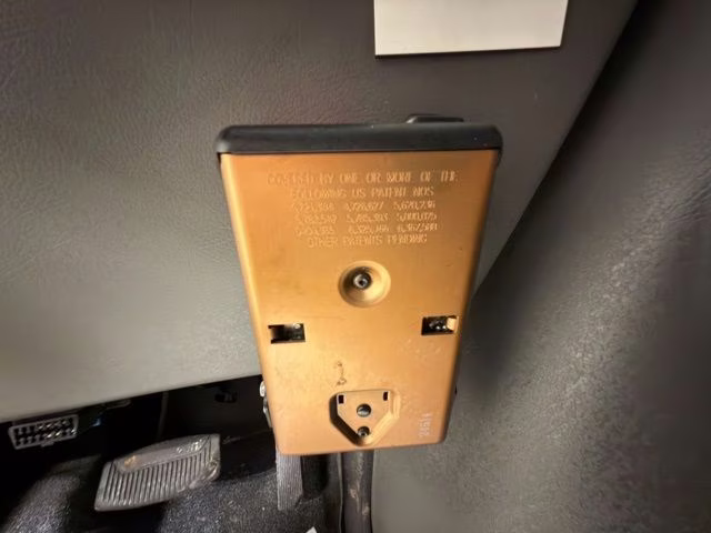 2006 Oxford White Clearcoat Ford E-250 Commercial RWD Van