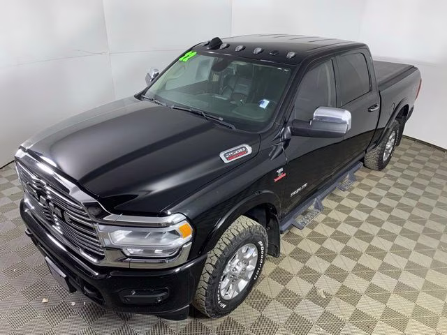 2022 Diamond Black Crystal Pearlcoat Ram 2500 Laramie 4X4 Truck