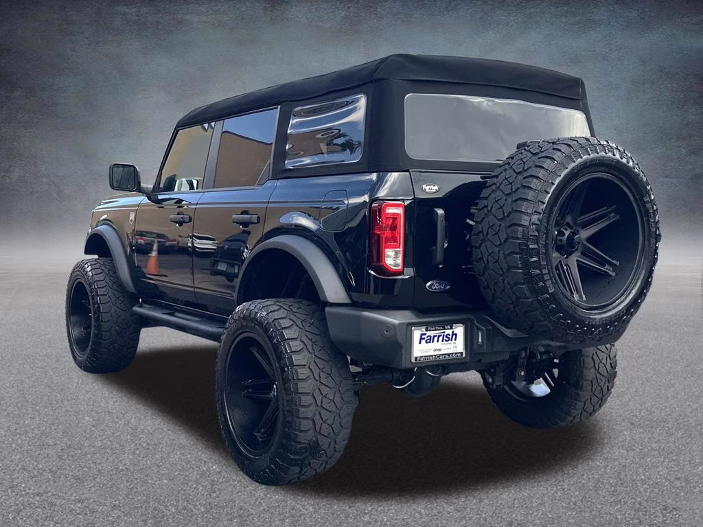2024 Gray Metallic Ford Bronco Big Bend 4X4 SUV