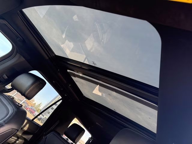 2020 Star White Metallic Tri-Coat Ford Expedition Max Limited 4X4 SUV