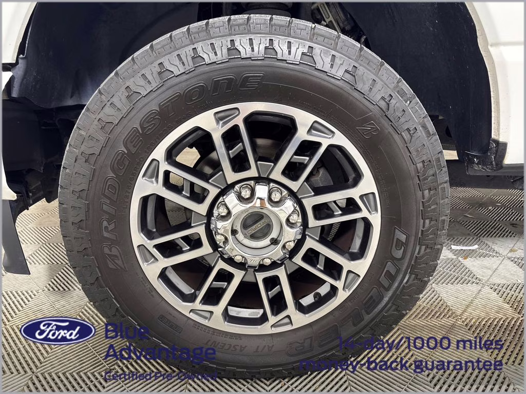 2024 White Metallic Ford Super Duty F-350 SRW Limited 4X4 Truck