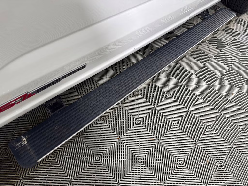 2024 White Metallic Ford Super Duty F-350 SRW Limited 4X4 Truck