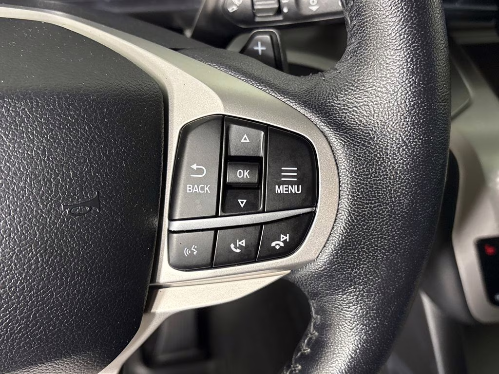 2021 Gray Metallic Ford Explorer XLT RWD SUV