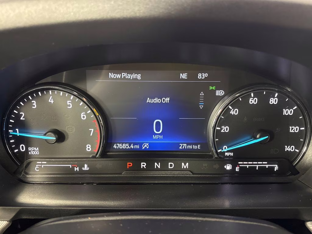 2021 Gray Metallic Ford Explorer XLT RWD SUV