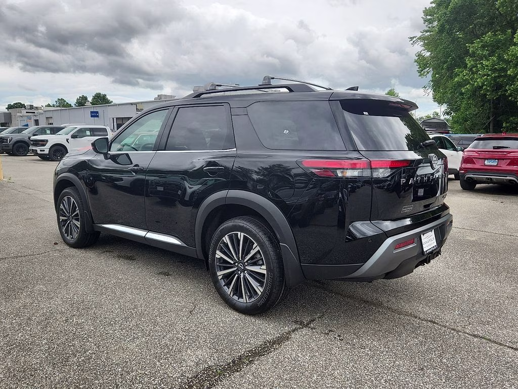2026 Super Black Nissan Pathfinder Platinum 4X4 SUV