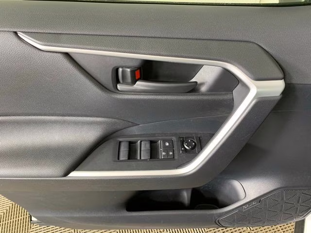 2025 Ice Cap Toyota RAV4 Hybrid LE AWD SUV