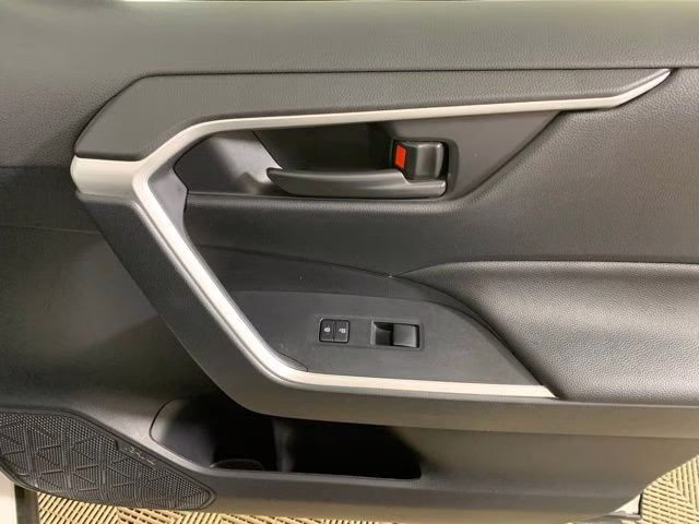 2025 Ice Cap Toyota RAV4 Hybrid LE AWD SUV