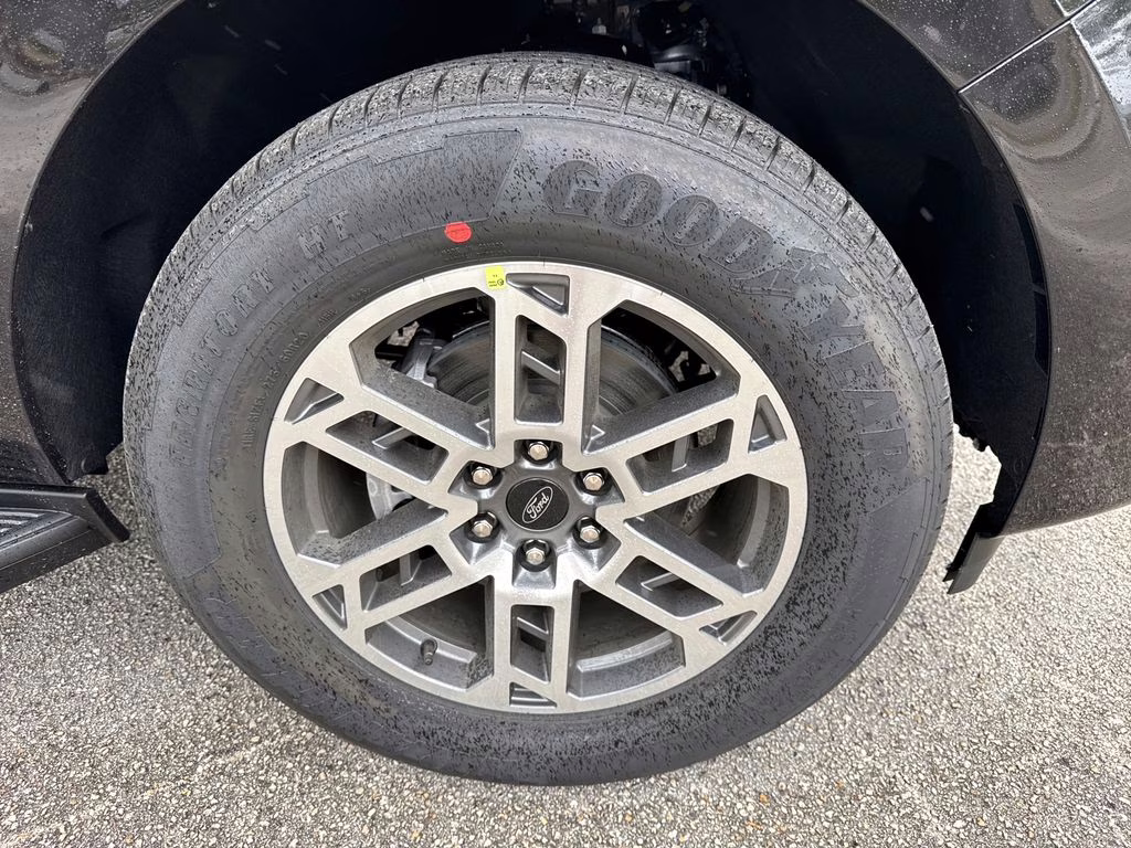 2026 Agate Black Metallic Ford Expedition Max Active RWD SUV