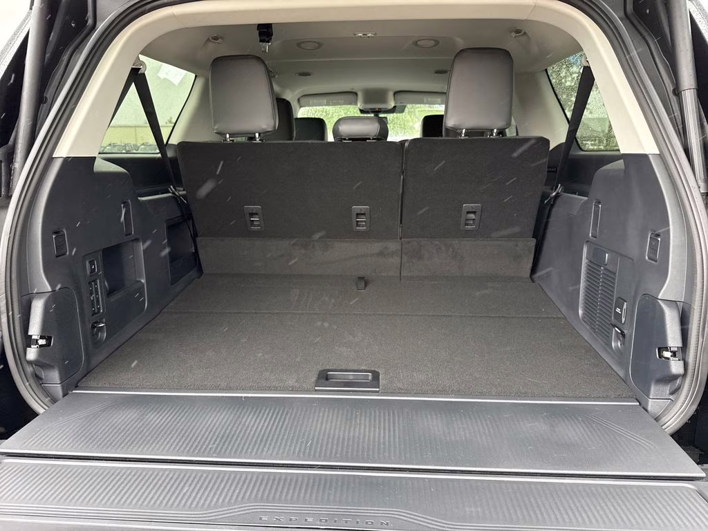 2026 Agate Black Metallic Ford Expedition Max Active RWD SUV