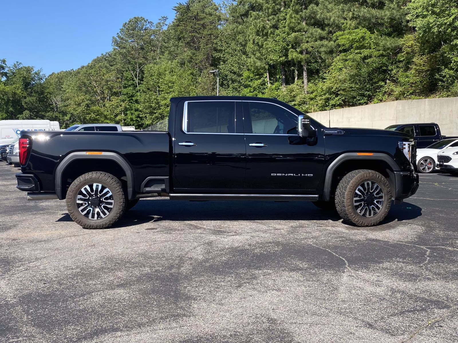 2026 Onyx Black GMC Sierra 2500HD Denali Ultimate 4X4 Truck