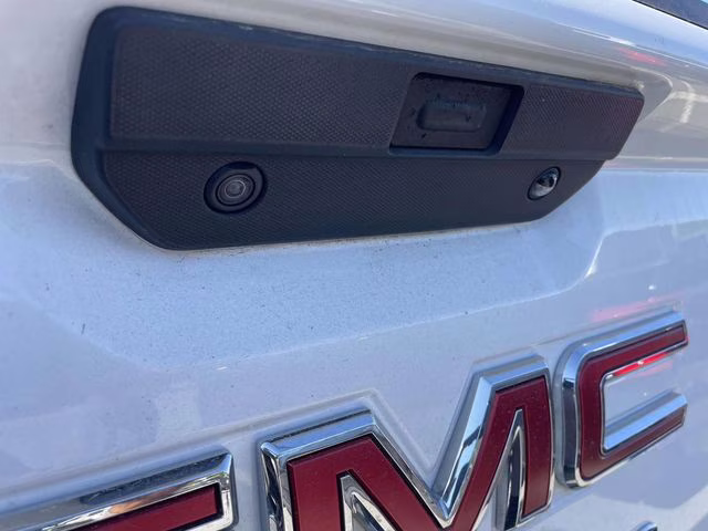 2021 Summit White GMC Sierra 1500 Base 4X4 Truck