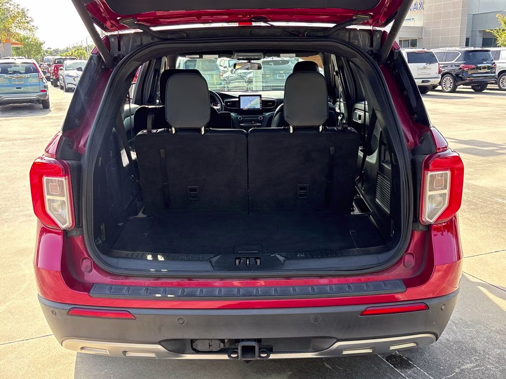 2020 Red Metallic Ford Explorer XLT RWD SUV