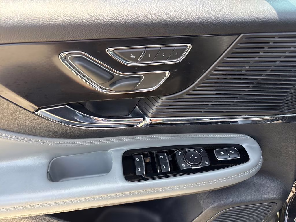 2020 Black Lincoln Corsair Standard AWD SUV